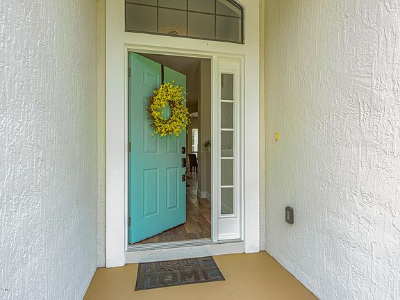 3rd image of 3263 Sexton Dr