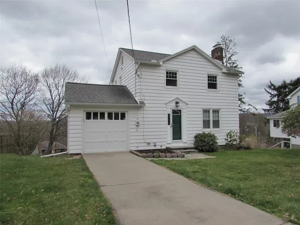 3716 Rath Ave, Endwell, NY 13760