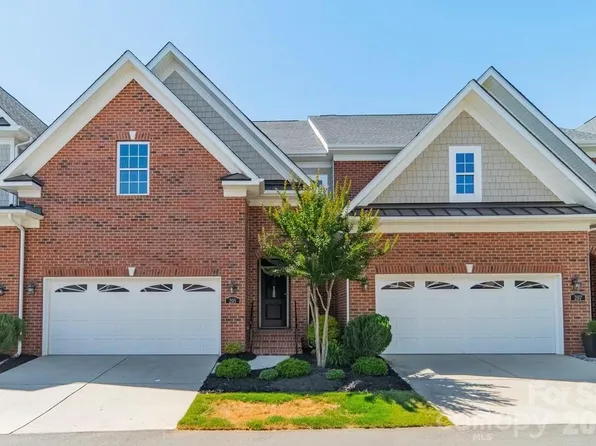 205 Pine Needles Ln, Fort Mill, SC 29708
