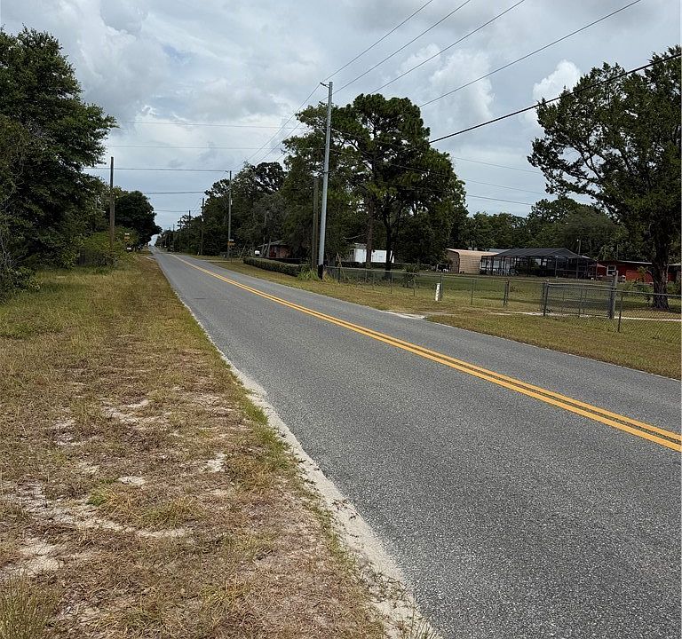 2nd image of 5605 S Jeffrey Point