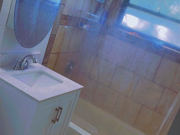 2nd image of 607 Laisy Dr