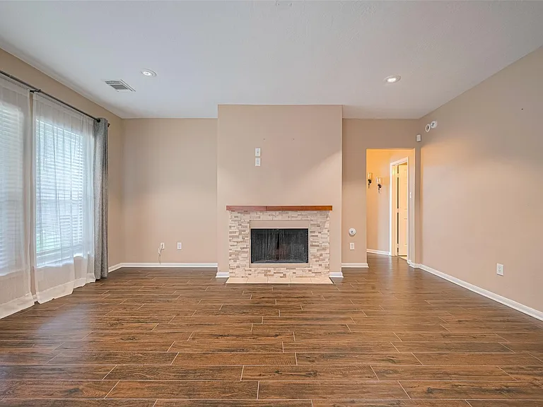 3911 Fall Branch Dr — Photo 9