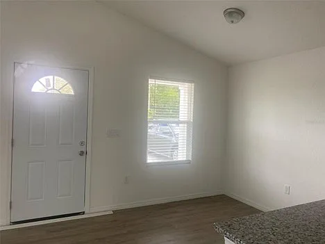 21423 SW Beach Blvd — Photo 3