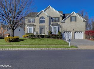 60 Bloomfield Rd, Manalapan, NJ 07726