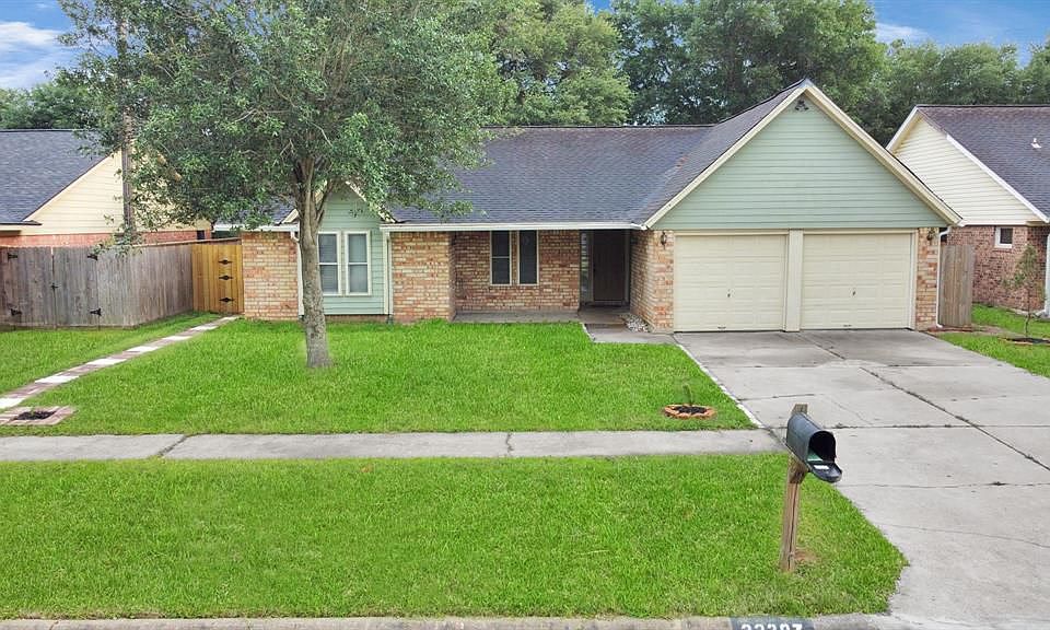 1st image of 22307 Coriander Dr