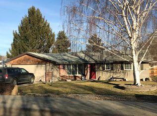 51 Urban Ave, Naches, WA 98937