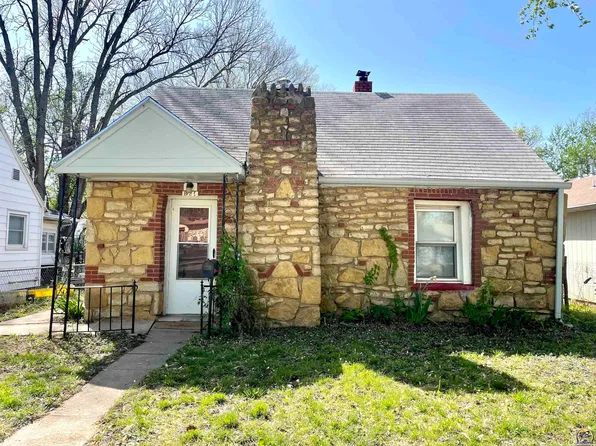 821 NE Arter Ave, Topeka, KS 66616