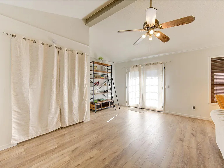 16523 Rawhide Trl — Photo 7