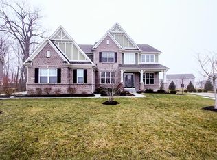 6494 Concord Dr, Zionsville, IN 46077