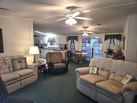 2nd image of 2425 SE 31st Street