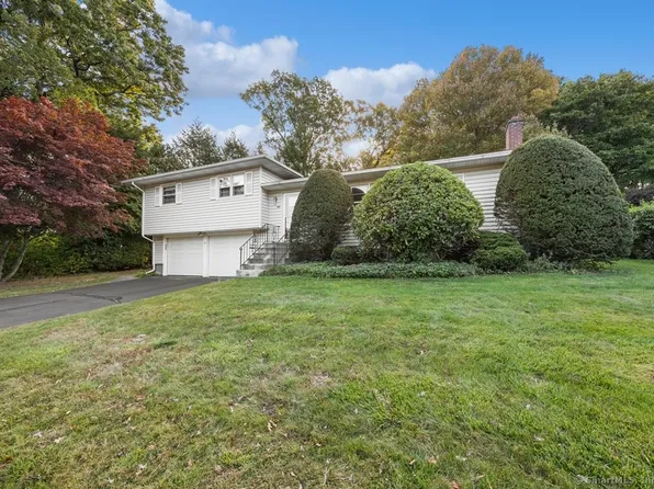 310 Parklawn Drive, Waterbury, CT 06708