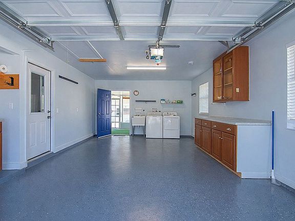 3rd image of 1385 14th Ave
