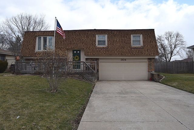 1st image of 304 Arrowhead Dr