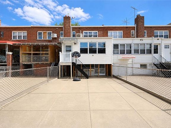 4th image of 152 Bay 40th St