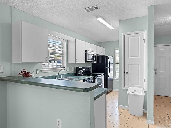 4th image of 2292 Trailwood Dr