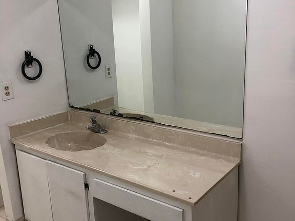 5th image of 1854 My Place Ln