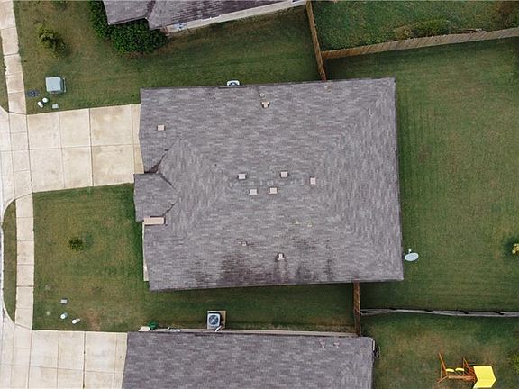 5th image of 304 Capistrano Dr