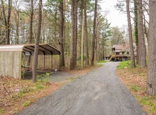 593 Winthrop St, Taunton, MA 02780