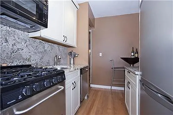 Sold by Kian Realty | media 8