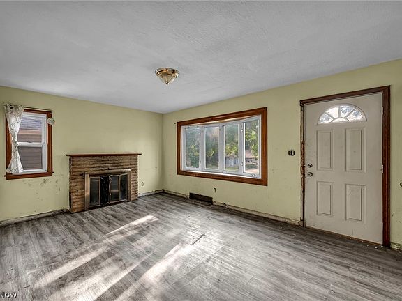 4th image of 2680 Nesmith Lake Blvd