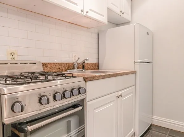 1788 3rd Avenue image 4 of 5