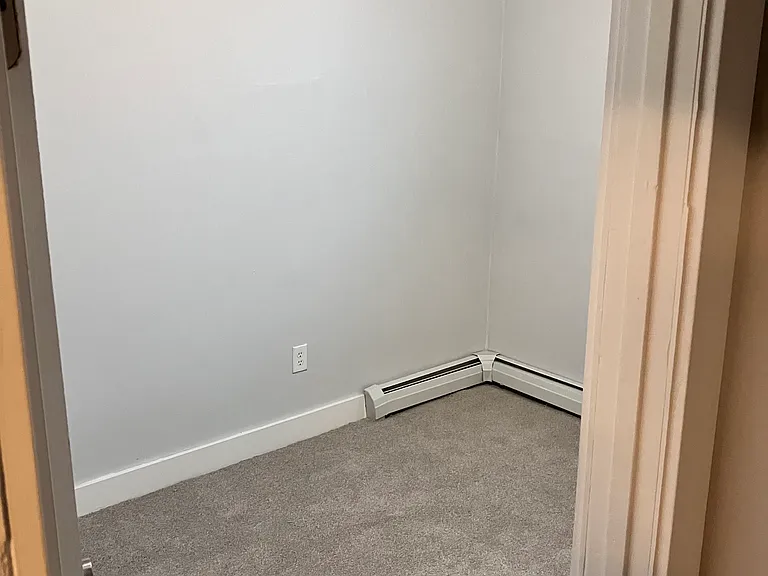 142 W Clifford St #3 — Photo 19