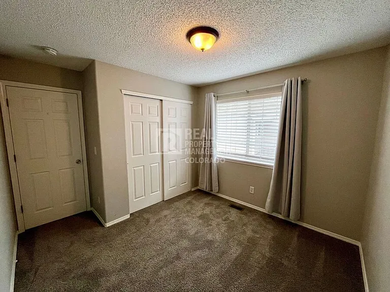 12756 Forest St — Photo 11