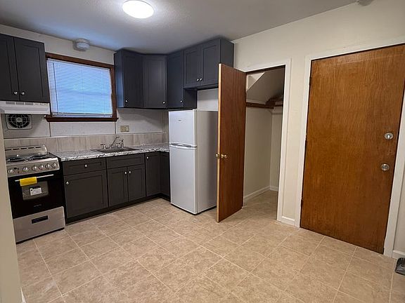 4th image of 195 Overlook Ave APT A1
