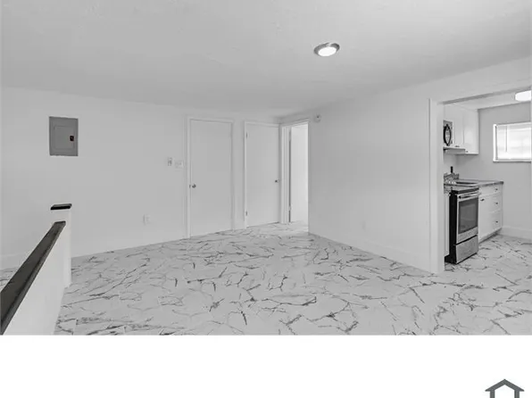 56 NW 62nd St APT 2, Miami, FL 33127