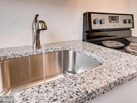 Granite and Stainless Undermount Sink