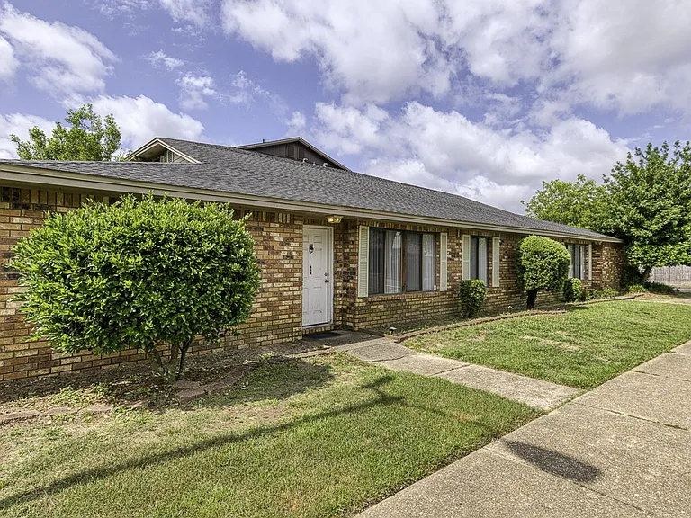 Briarwood Rental Homes — Photo 13