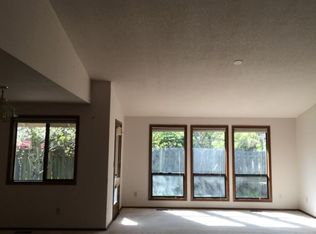 5580 NW Peregrine Pl, Portland, OR 97229