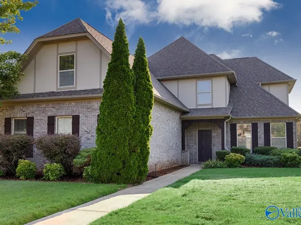 1 Maple Tree Ln SW, Huntsville, AL 35824