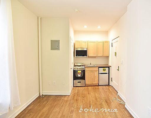 2nd image of 545 Edgecombe Ave #11H