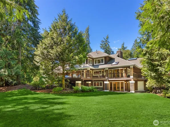 10199 Affirmed Lane NE, Bainbridge Island, WA 98110