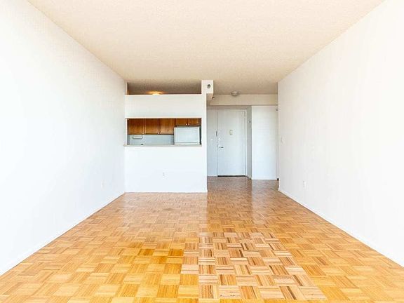 5th image of 474 48th Ave APT 23M
