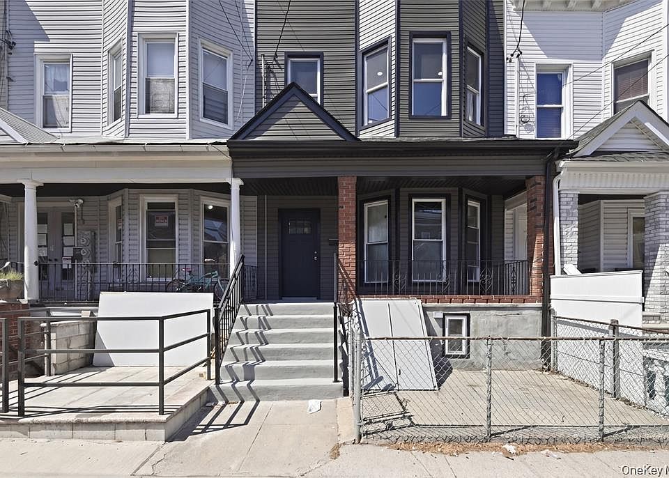 1st image of 9209 88th Avenue