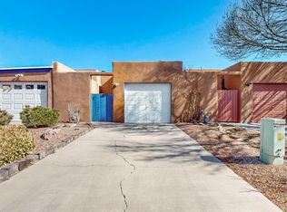 2606 Los Tomases Dr NW, Albuquerque, NM 87107