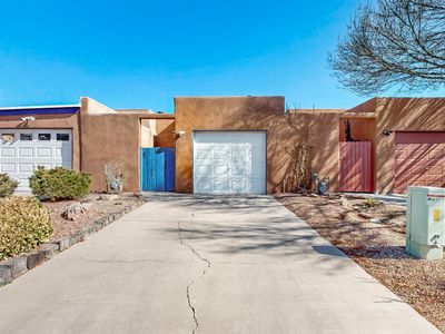 2606 Los Tomases Dr NW, Albuquerque, NM, 87107