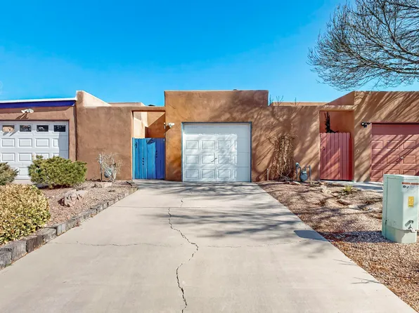 2606 Los Tomases Dr NW, Albuquerque, NM 87107