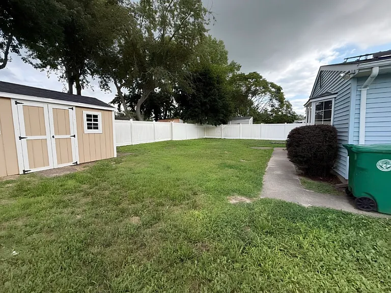 406 Applegate Ave — Photo 12