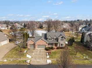 5714 Stillwater Ln, Midland, MI 48642