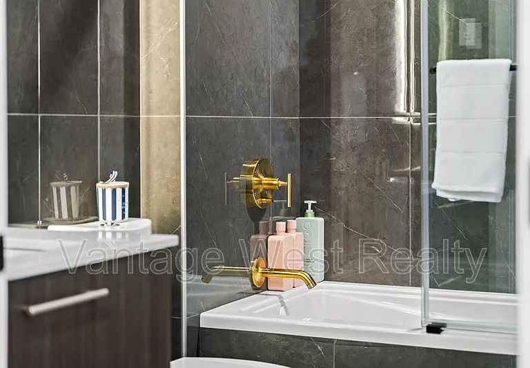 3700 Capozzi Rd #1605 — Photo 23