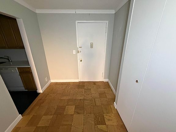 3rd image of 83-33 118th St #4C