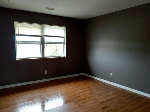 2nd image of 5601 E 139th Ter Unit C