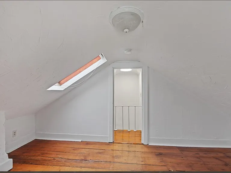 9 Wyatt St #9 — Photo 6