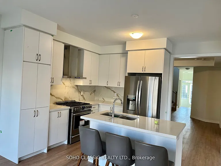 19 Connell Dr — Photo 27