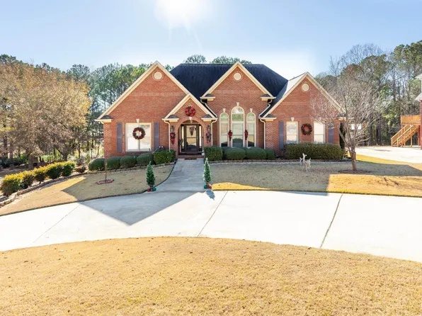 7513 Old Mill Cir, Trussville, AL 35173