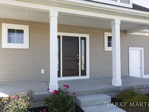 3rd image of 3180 Rodney Ct
