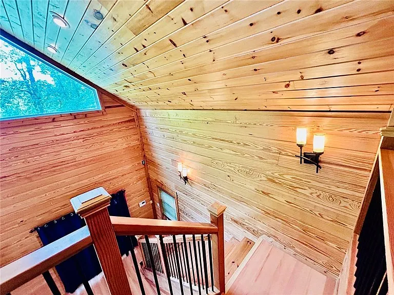 4067 Fincher Dr — Photo 10